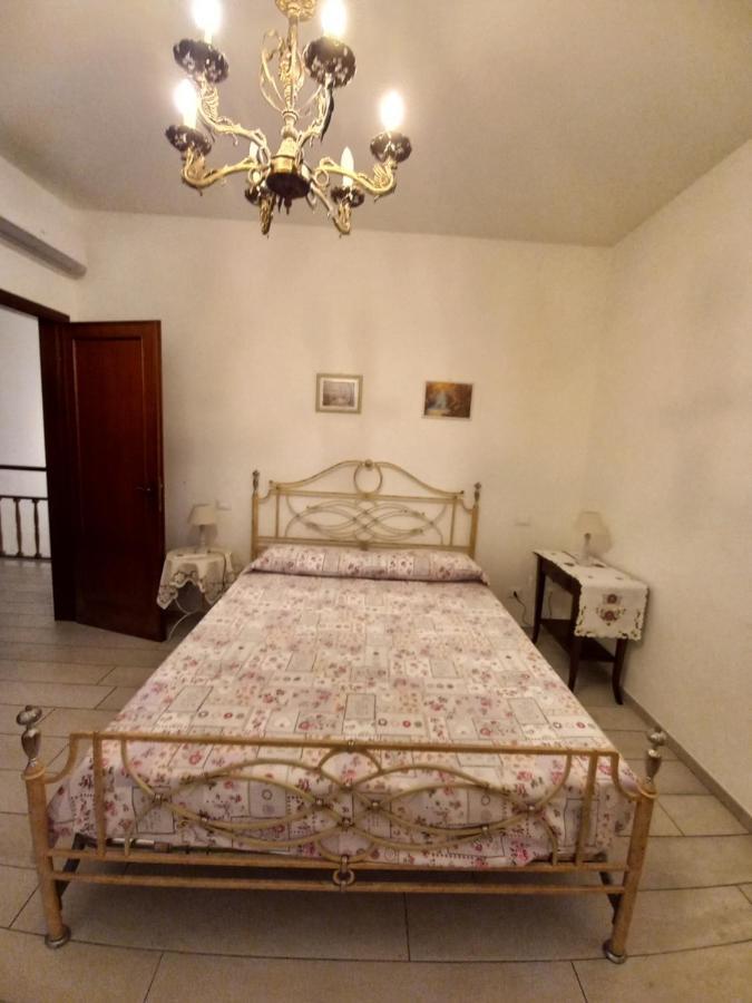 Ester Villa *